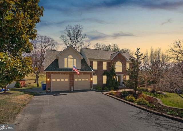 Property at 3613 Klein Ave, Ellicott City, MD 21043, 4 beds, 3.5 baths