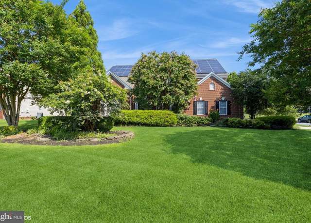 Property at 109 Garden Gate Ln, Upper Marlboro, MD 20774, 5 beds, 5 baths