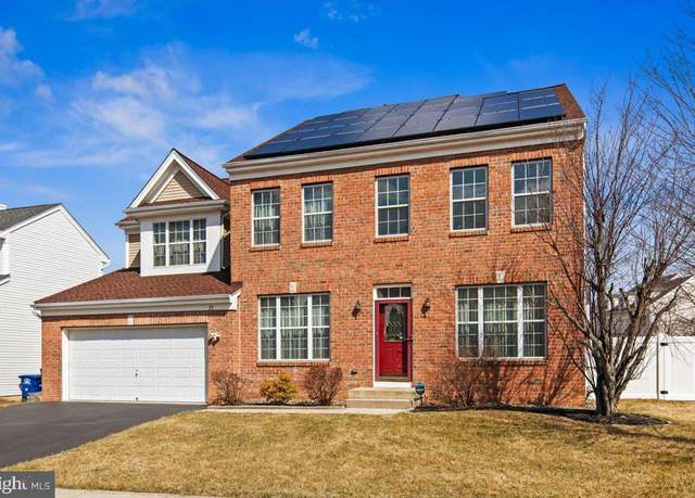 Property at 25 Sagamore Ln, Bordentown, NJ 08505, 5 beds, 4.5 baths