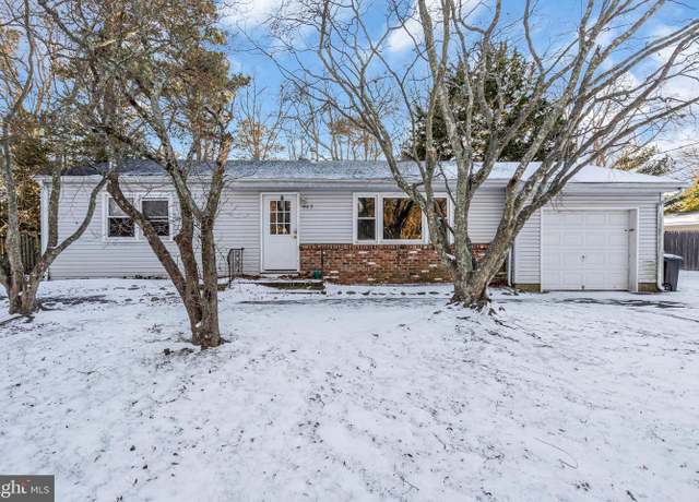 Property at 409 Nautilus Blvd, Forked River, NJ 08731, 3 beds, 1 bath