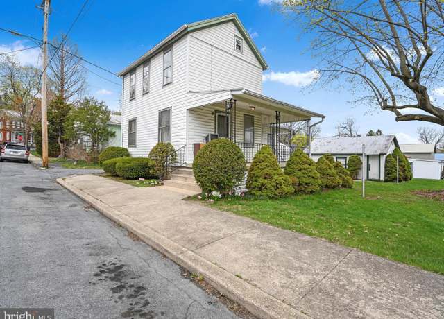 Property at 117 Reeser St, Leesport, PA 19533, 3 beds, 2 baths