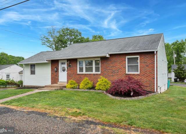 Property at 2754 Bowman Ave, Bensalem, PA 19020, 3 beds, 1 bath
