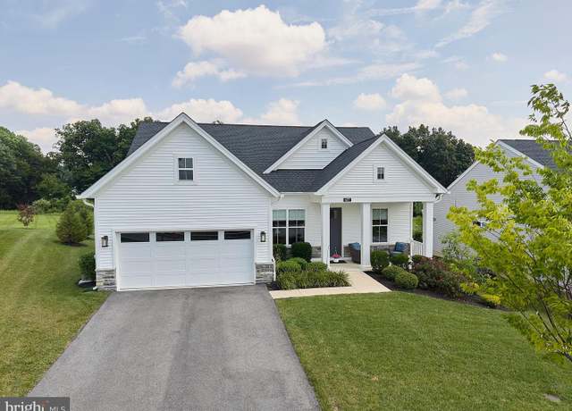 Property at 437 Mustang Rd, Downingtown, PA 19335, 2 beds, 2 baths