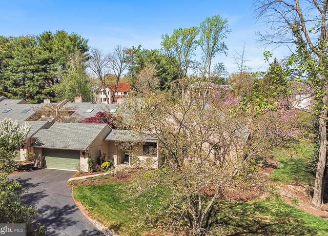 Property at 23 Toft Woods Way, Media, PA 19063, 2 beds, 2.5 baths