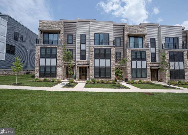 Property at 345 Horseshoe Trl, Newtown Square, PA 19073, 3 beds, 3.5 baths