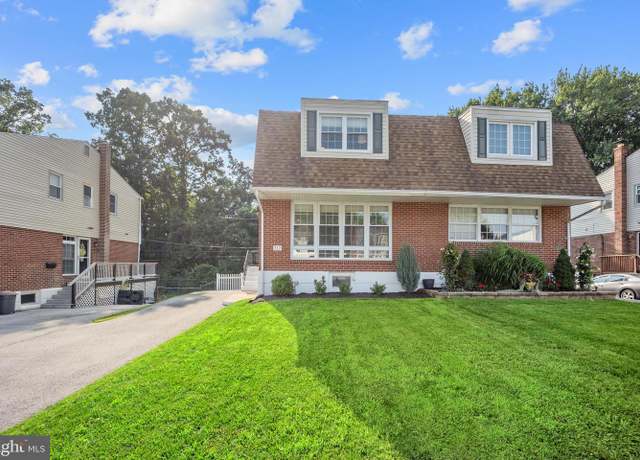 Property at 717 Swarthmorewood Ln, Swarthmore, PA 19081, 3 beds, 2 baths
