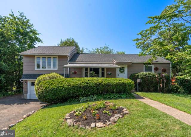 Property at 1908 Carton Rd, Hatboro, PA 19040, 3 beds, 1 bath