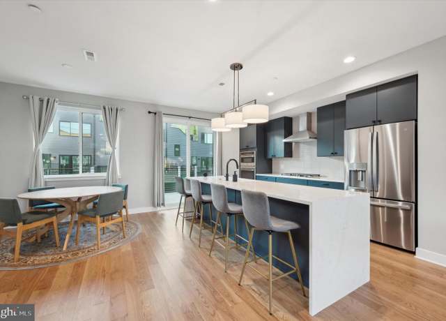 Property at 674 N 13th St, Philadelphia, PA 19123, 3 beds, 3 baths