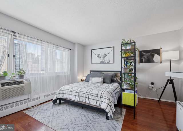 Property at 2101-17 Chestnut St #1107, Philadelphia, PA 19103, 1 bath