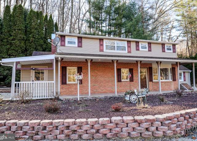 Property at 6381 Glatfelters Station Rd, Seven Valleys, PA 17360, 4 beds, 2.5 baths