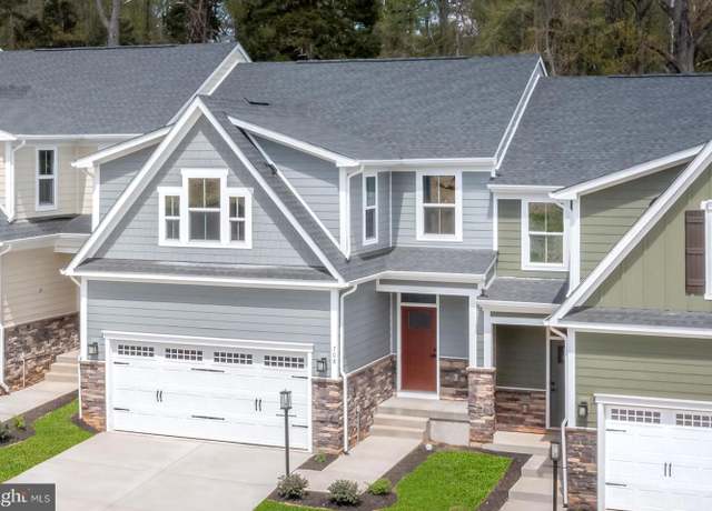 Property at 1385 Masters Ln, York, PA 17403, 3 beds, 2.5 baths