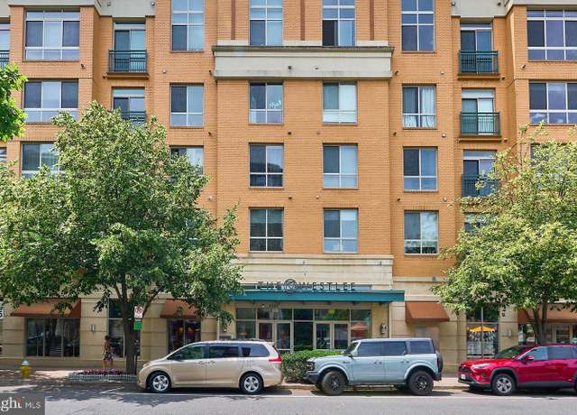 Property at 2200 N Westmoreland St #325, Arlington, VA 22213, 1 bed, 1 bath