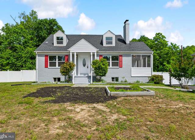 Property at 2416 Sherwood Hall Ln, Alexandria, VA 22306, 5 beds, 3 baths