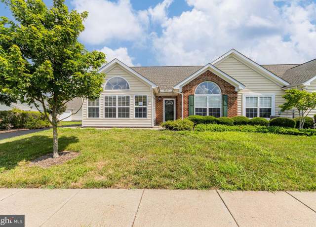 Property at 6255 Autumn Leaf Dr, Fredericksburg, VA 22407, 3 beds, 2 baths