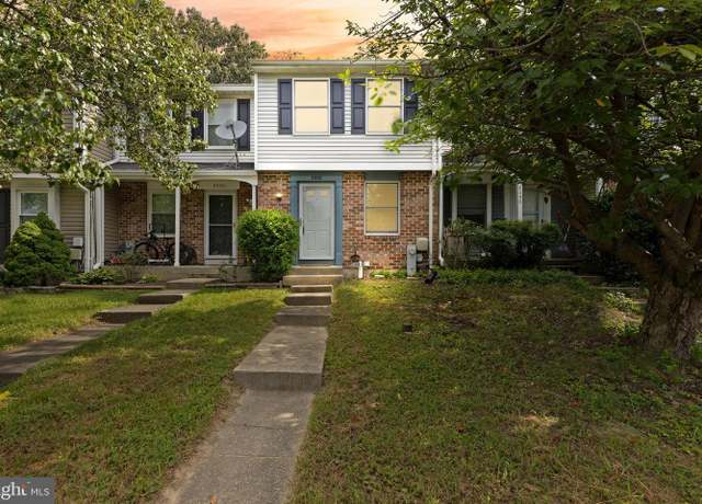 Property at 8088 Wolsey Ct, Pasadena, MD 21122, 2 beds, 1.5 baths