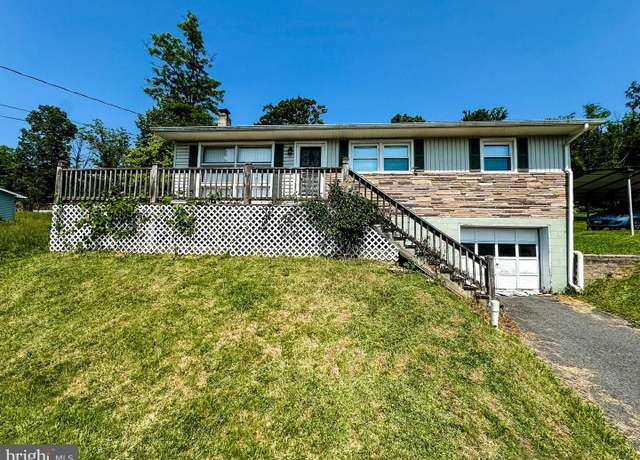 Property at 419 Poplar St, Westernport, MD 21562, 3 beds, 1.5 baths