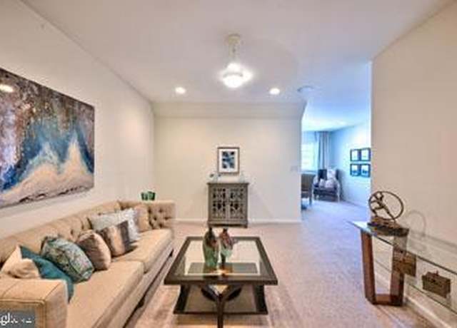 Property at 40 Prestwick Ln, Williamstown, NJ 08094, 2 beds, 2 baths