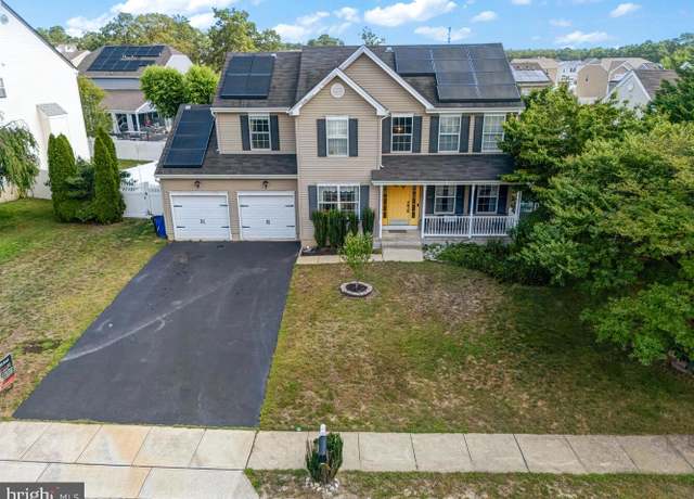 Property at 12 Tradewinds Ave, Barnegat, NJ 08005, 4 beds, 2.5 baths