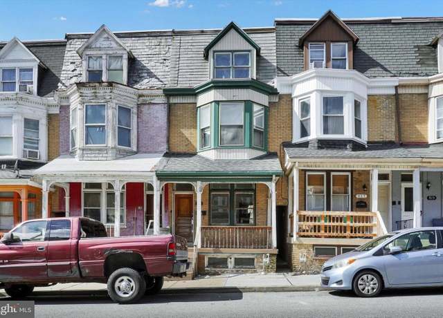 Property at 919 W College Ave, York, PA 17401, 4 beds, 2 baths