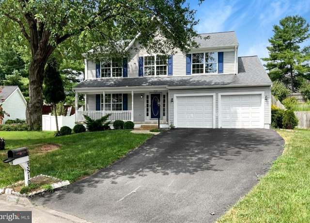 Property at 3510 Powells Crossing Ct, Woodbridge, VA 22193, 6 beds, 3.5 baths