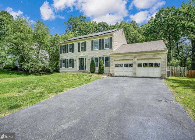 Property at 7 Apple Blossom Ct, Stafford, VA 22554, 4 beds, 3.5 baths