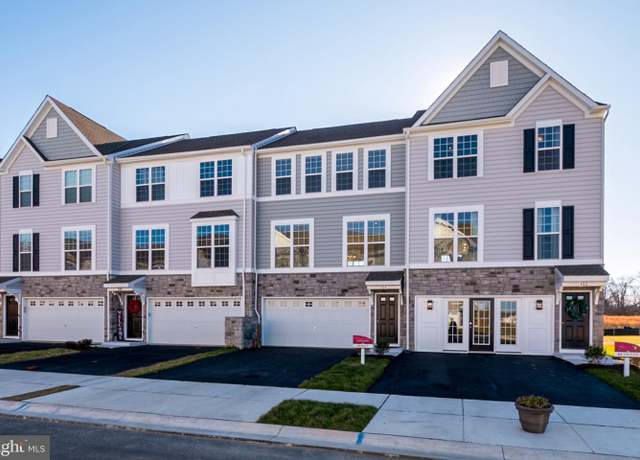 Property at 123 Case Rd, Townsend, DE 19734, 3 beds, 2.5 baths