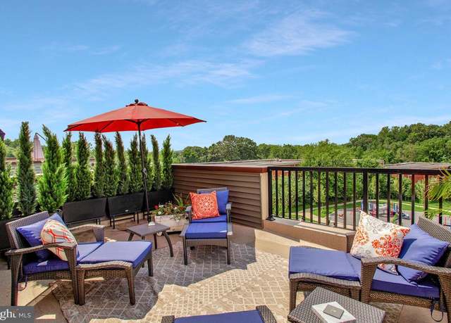 Property at 2809 Battersea Lake Loop, Hyattsville, MD 20782, 4 beds, 4 baths