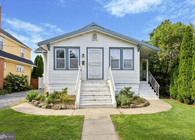 Property at 940 Linwood Ave, Haddon Township, NJ 08108, 4 beds, 2.5 baths