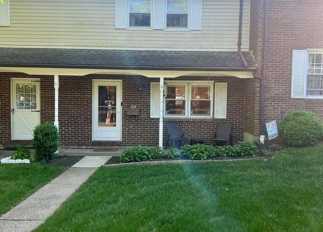 Property at 104 Village Dr, Boyertown, PA 19512, 2 beds, 1.5 baths