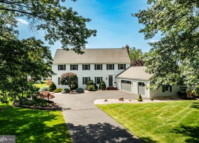 Property at 530 Station Rd, Quakertown, PA 18951, 4 beds, 2.5 baths