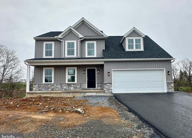 Property at 20 American Ave, Carlisle, PA 17013, 4 beds, 2.5 baths