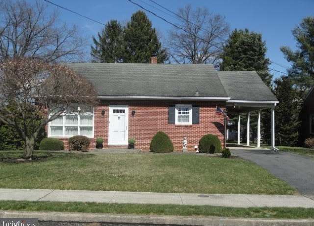 Property at 561 Weaver Ave, Chambersburg, PA 17201, 3 beds, 1 bath