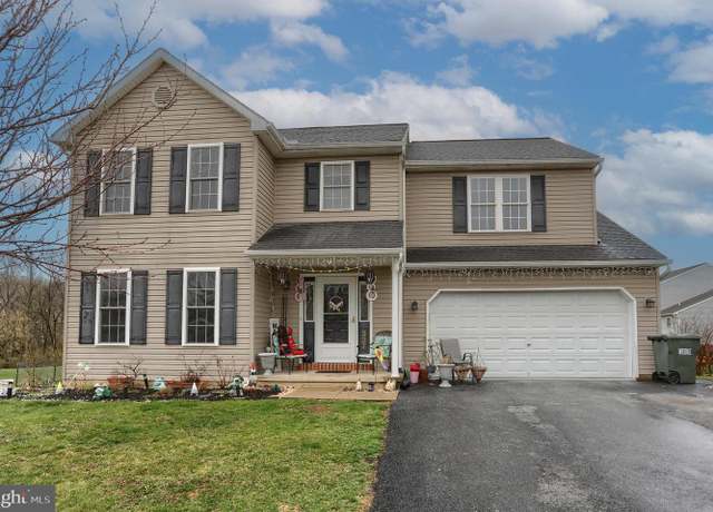 Property at 337 Swatara Creek Dr, Jonestown, PA 17038, 4 beds, 2.5 baths