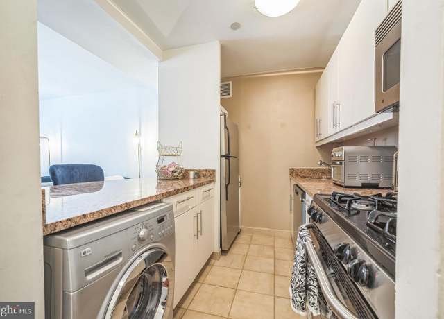 Property at 219-29 S 18th St #1522, Philadelphia, PA 19103, 1 bed, 1 bath