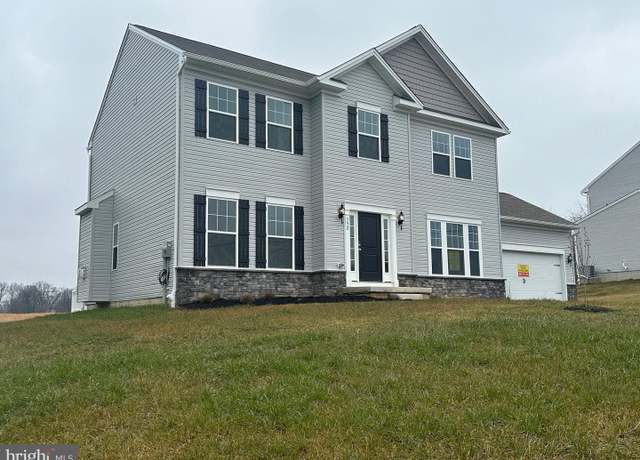 Property at 6 Bentley Ct, York Haven, PA 17370, 4 beds, 2.5 baths
