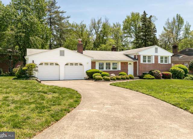 Property at 1915 Shannon Ct, Alexandria, VA 22306, 4 beds, 3 baths