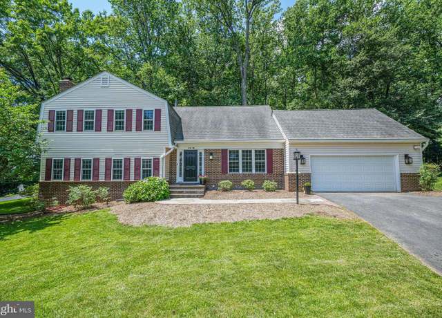 Property at 5616 Tilia Ct, Burke, VA 22015, 6 beds, 3.5 baths
