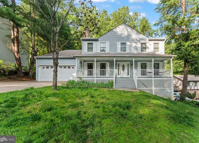 Property at 2320 Harpoon Dr, Stafford, VA 22554, 4 beds, 2.5 baths