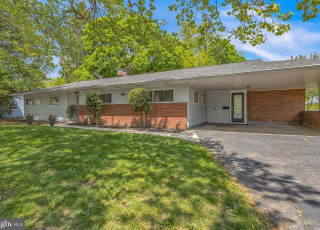 Property at 17 Kensington Ln, Newark, DE 19713, 3 beds, 2 baths