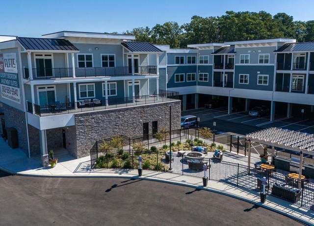 Property at 19805 Coastal Hwy #231, Rehoboth Beach, DE 19971, 3 beds, 2 baths