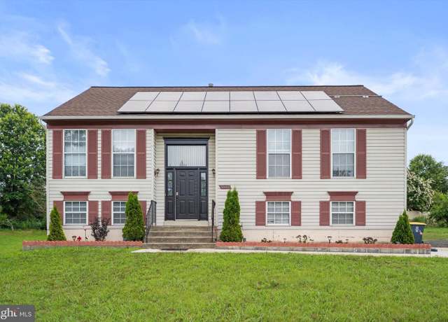 Property at 10403 Libation Ct, Clinton, MD 20735, 4 beds, 3 baths