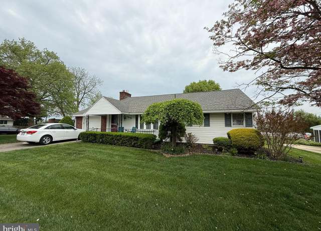 Property at 403 N Temple Blvd, Temple, PA 19560, 2 beds, 1.5 baths