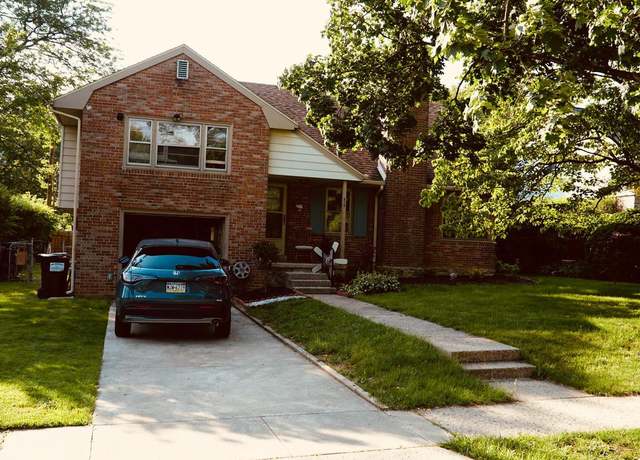 Property at 812 Byram St, Reading, PA 19606, 3 beds, 1.5 baths