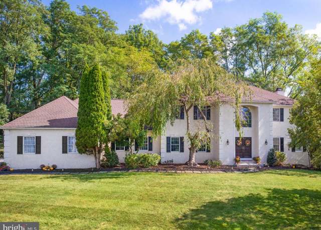 Property at 530 Legion Dr, West Chester, PA 19380, 5 beds, 2.5 baths