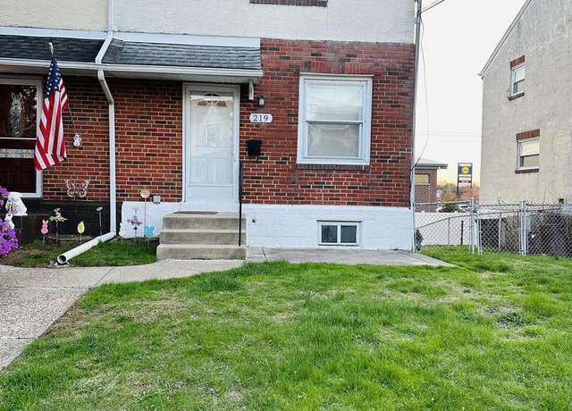 Property at 219 Willowbrook Ave, Folsom, PA 19033, 3 beds, 1 bath