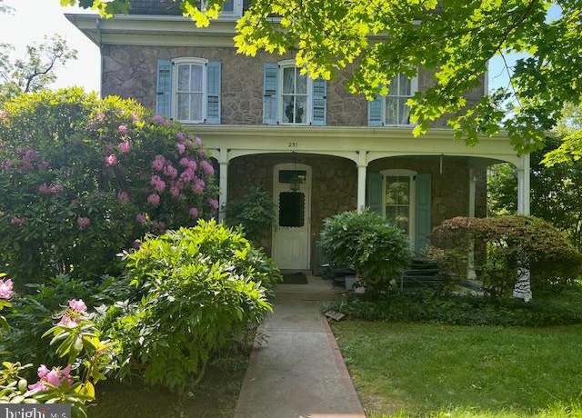 Property at 231 Madison Ave, Fort Washington, PA 19034, 6 beds, 2.5 baths