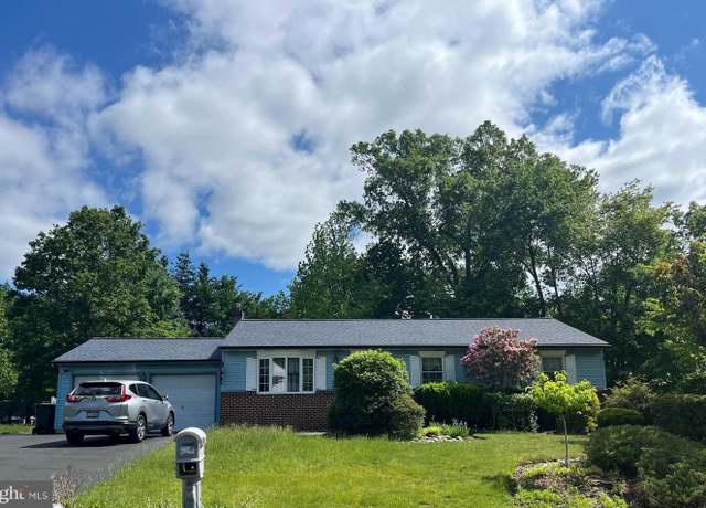 Property at 2545 Pioneer Rd, Hatboro, PA 19040, 3 beds, 1.5 baths