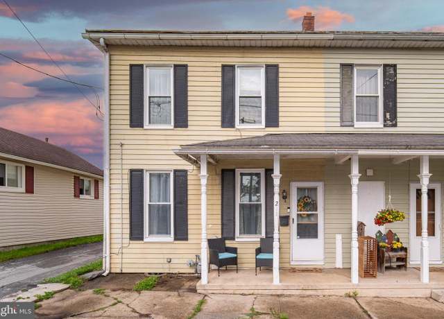 Property at 211 N 4th St, Wrightsville, PA 17368, 3 beds, 1 bath