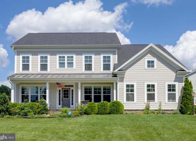Property at 3139 Silvan Woods Dr, Fairfax, VA 22031, 7 beds, 5 baths
