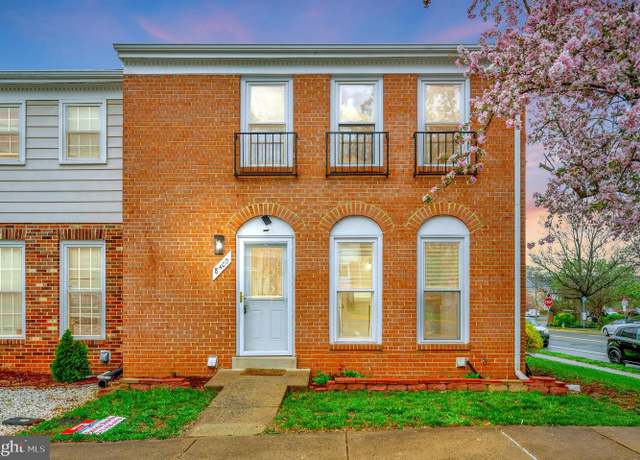 Property at 8400 Piney Point Ct, Manassas, VA 20110, 3 beds, 3.5 baths